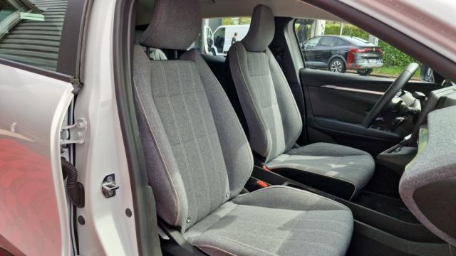 Renault Mégane E-Tech image 7