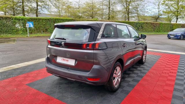 Peugeot 5008 image 4