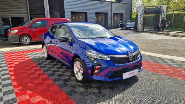 Renault Clio image 2