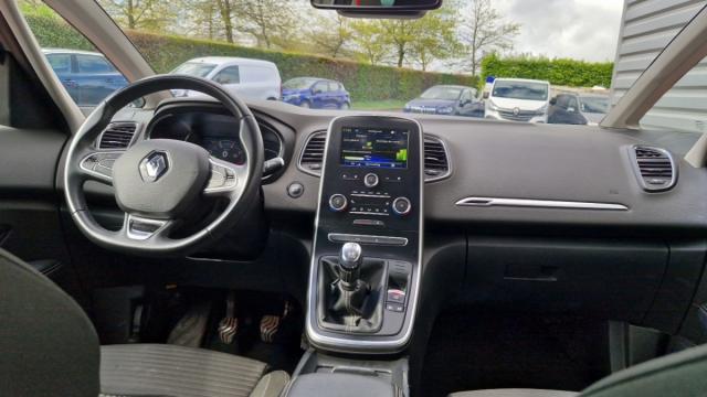 Renault Grand Scénic image 3