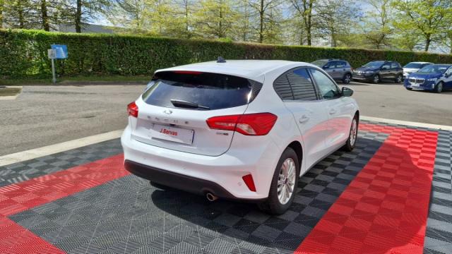 Ford Focus image 6