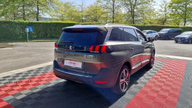 Peugeot 5008 image 4