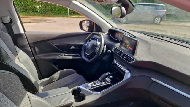 Peugeot 5008 image 3