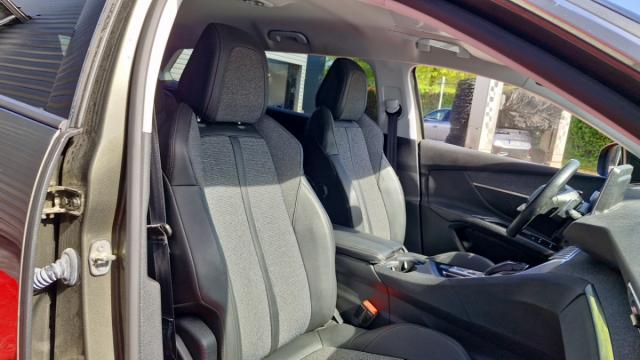 Peugeot 5008 image 6