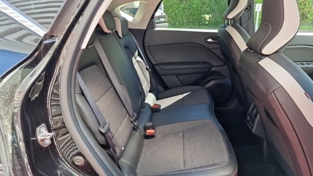 Renault Captur image 9