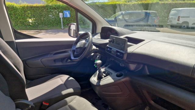 Peugeot Partner image 9