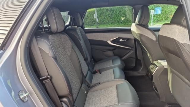 Peugeot 5008 image 2