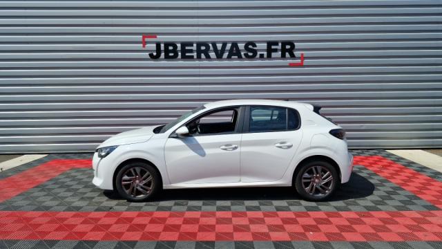 Peugeot 208 image 1