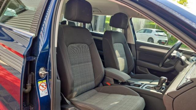 Volkswagen Passat Sw image 7