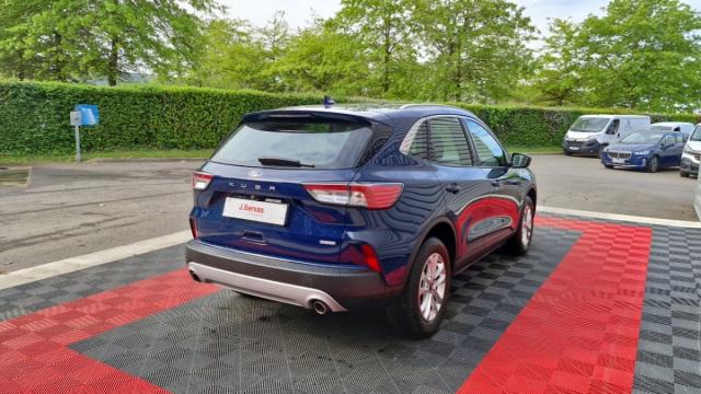 Ford Kuga image 2