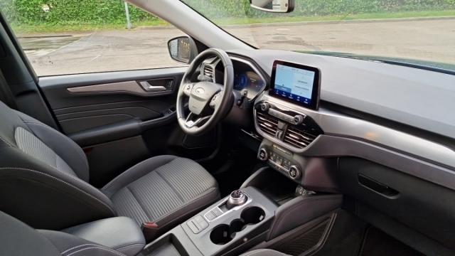 Ford Kuga image 6