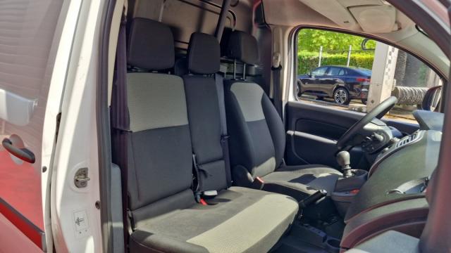 Renault Kangoo Express image 5