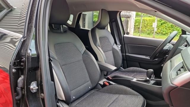 Renault Captur image 6