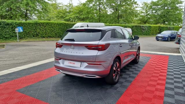 Opel Grandland image 1