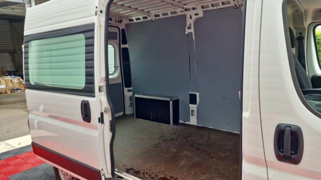 Peugeot Boxer image 4