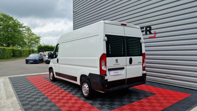 Peugeot Boxer image 2