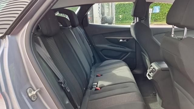 Peugeot 3008 image 6