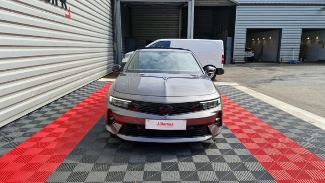 Opel Astra image 2