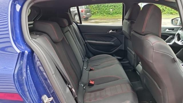 Peugeot 308 image 2