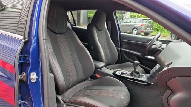 Peugeot 308 image 6