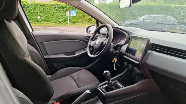 Renault Clio image 9