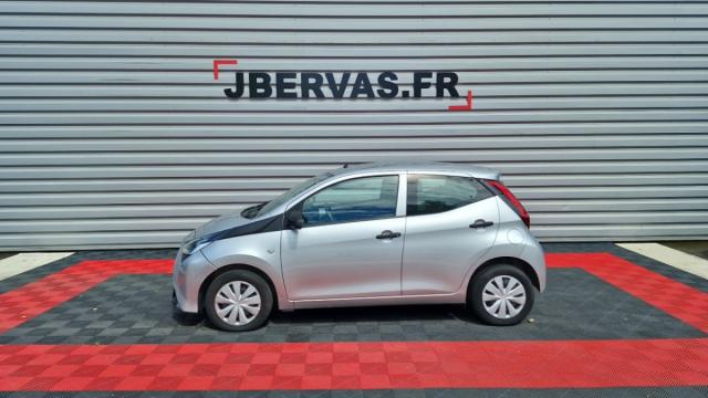 Toyota Aygo image 5
