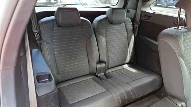 Peugeot 5008 image 7