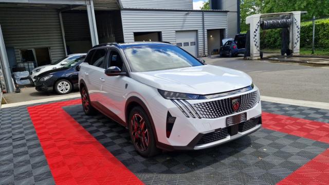 Peugeot 5008 image 9