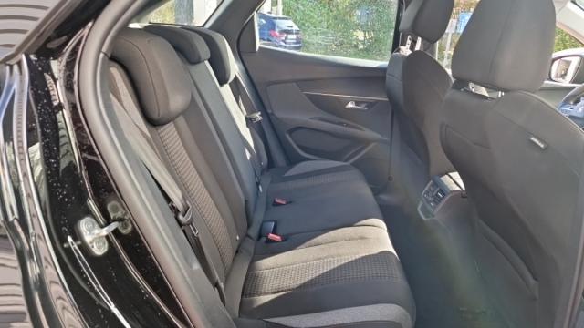 Peugeot 3008 image 3