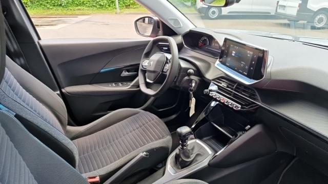 Peugeot 2008 image 4
