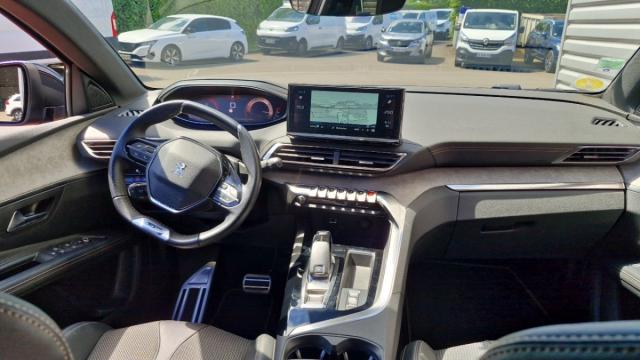 Peugeot 5008 image 3