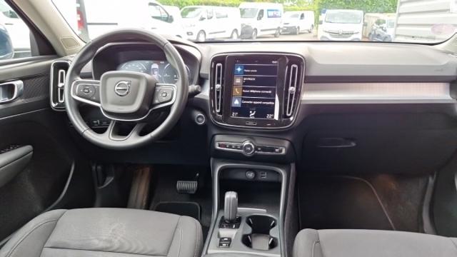 Volvo Xc40 image 2