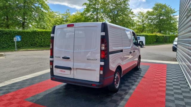 Renault Trafic image 7