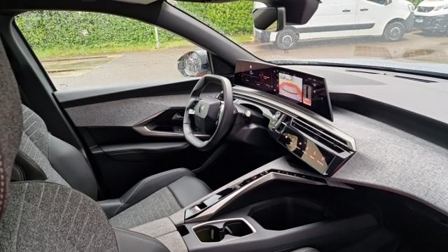 Peugeot 3008 image 6