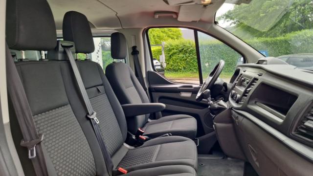 Ford Transit Custom image 5