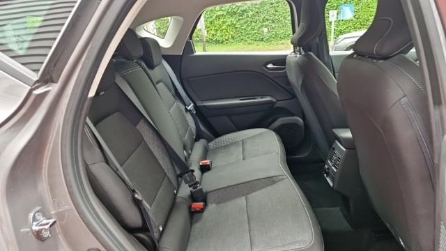 Renault Captur image 8