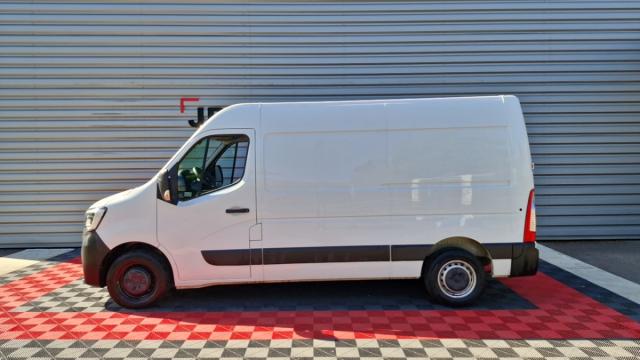 Renault Master image 1