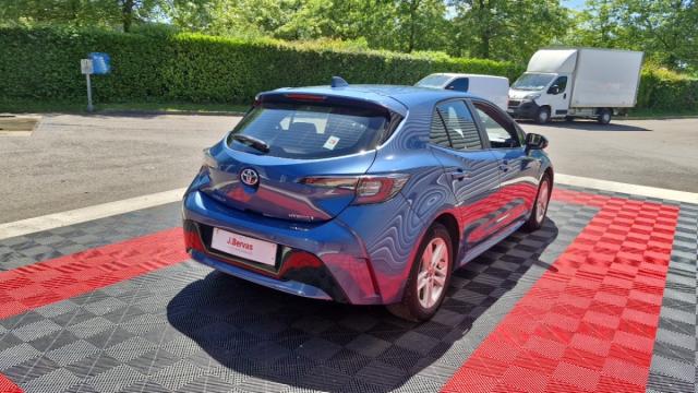 Toyota Corolla image 2