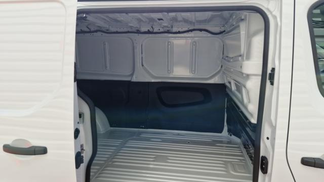 Renault Trafic image 6