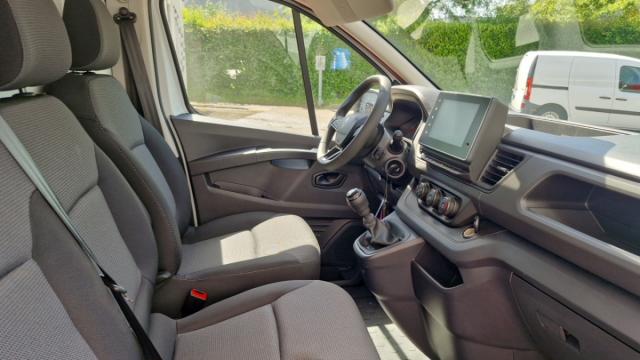 Renault Trafic image 5