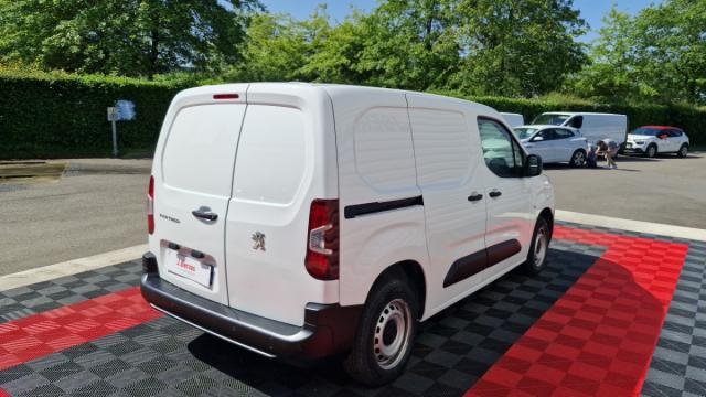 Peugeot Partner image 2