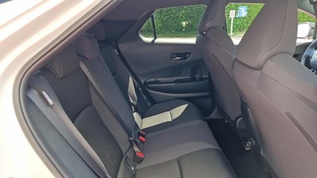 Toyota C-Hr image 4
