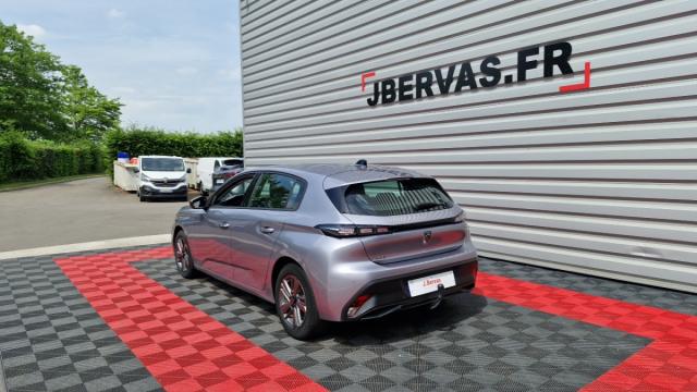 Peugeot 308 image 1