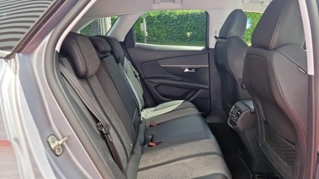 Peugeot 3008 image 4