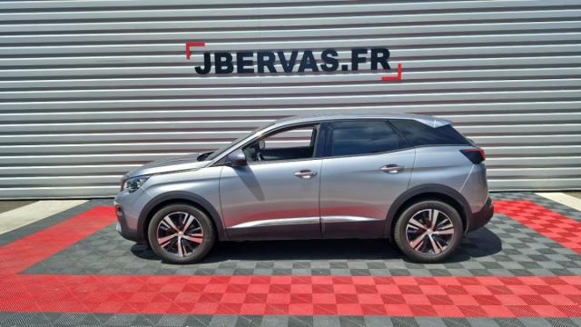 Peugeot 3008 image 1