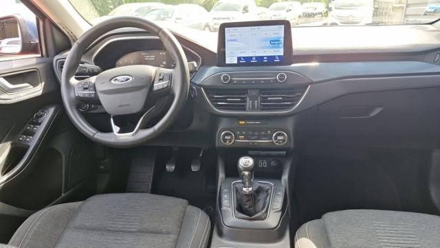 Ford Focus image 9