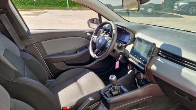 Renault Clio image 7