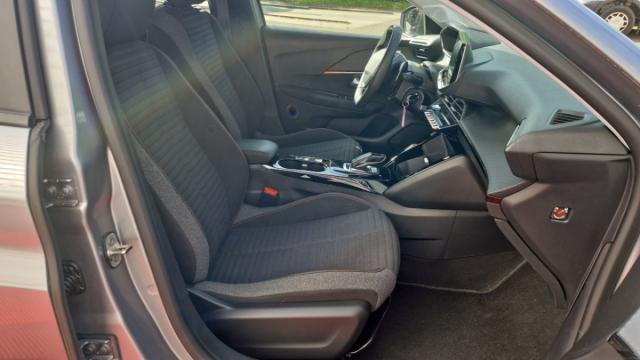 Peugeot 208 image 4