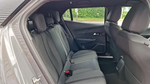 Peugeot 2008 image 3