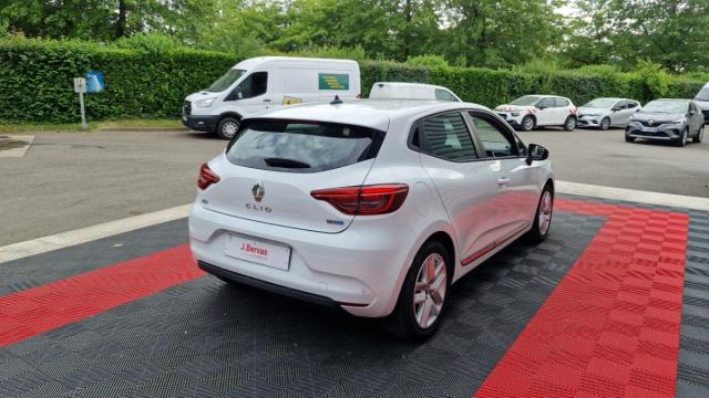 Renault Clio image 8